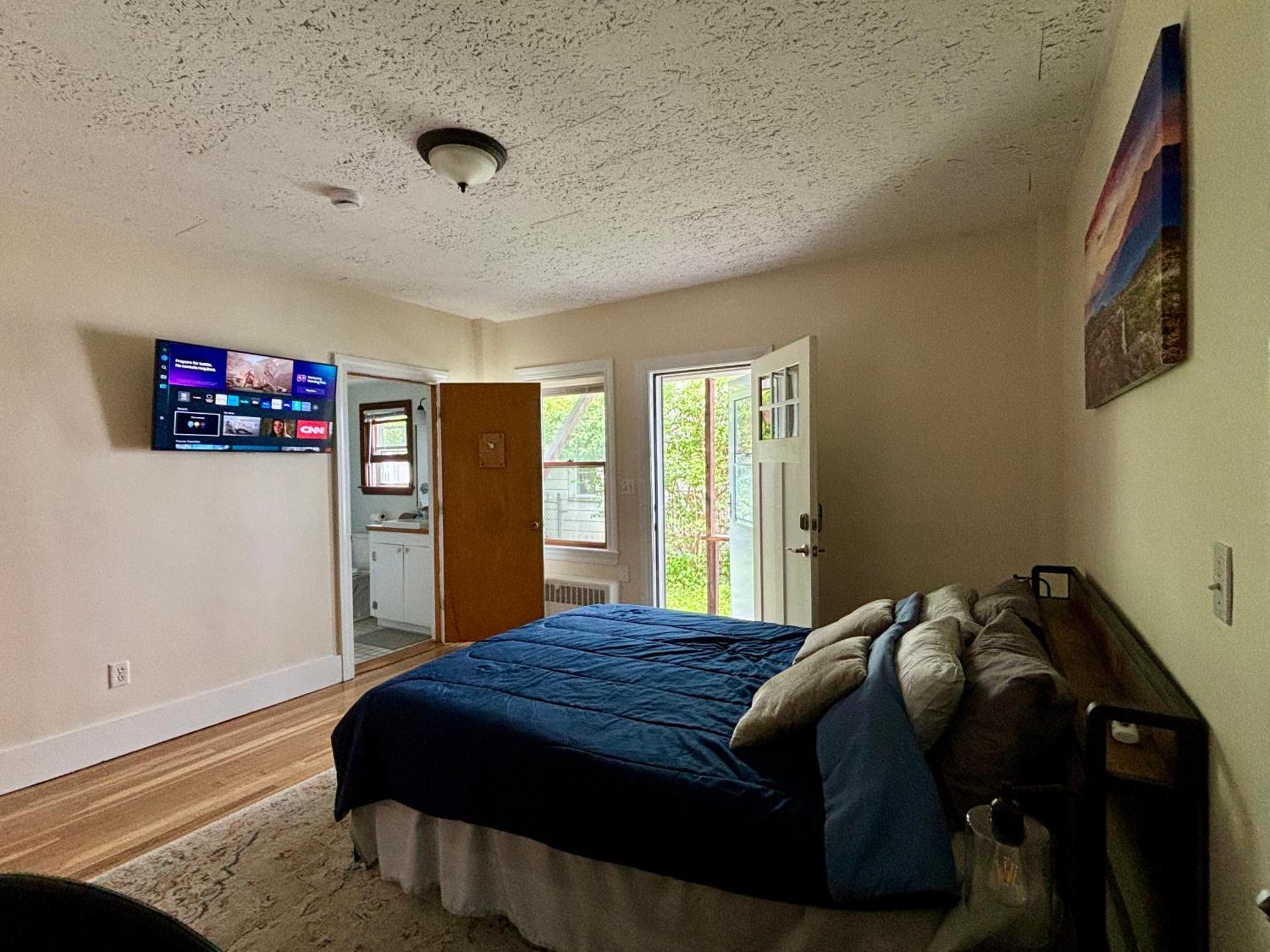 Traveler'S Den In Medford Leilighet Eksteriør bilde